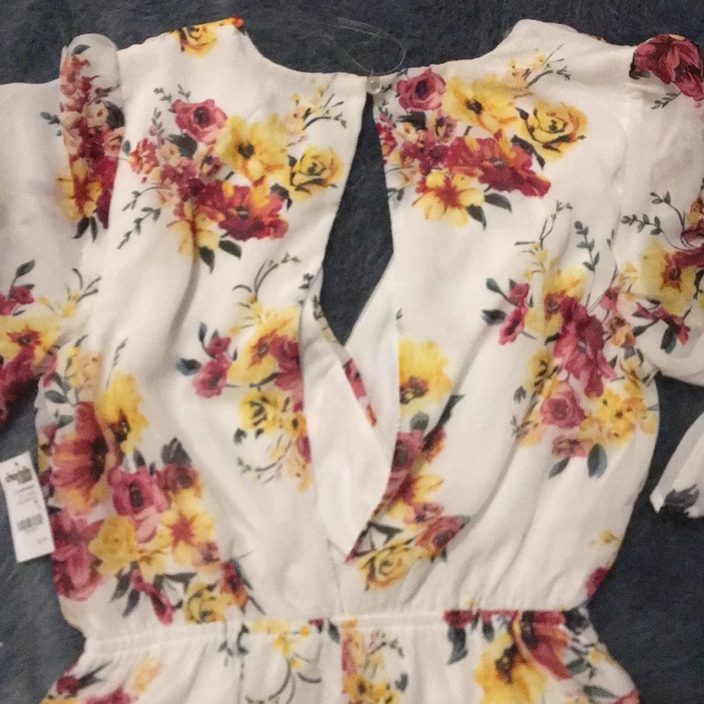 Romper - Picture 2 of 2